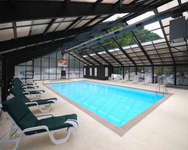 Black Bear Inn & Suites image 1
